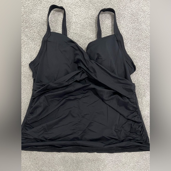 Lands' End Tankini Top - Picture 1 of 3